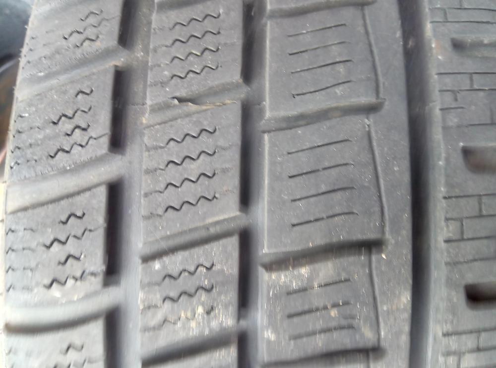 tyres1.thumb.jpg.ccbd3f6934183295133a3cece749a10f.jpg